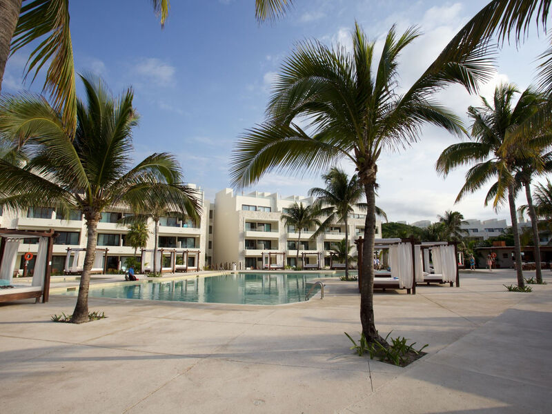 Akumal Bay Resort