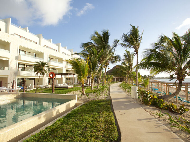 Akumal Bay Resort