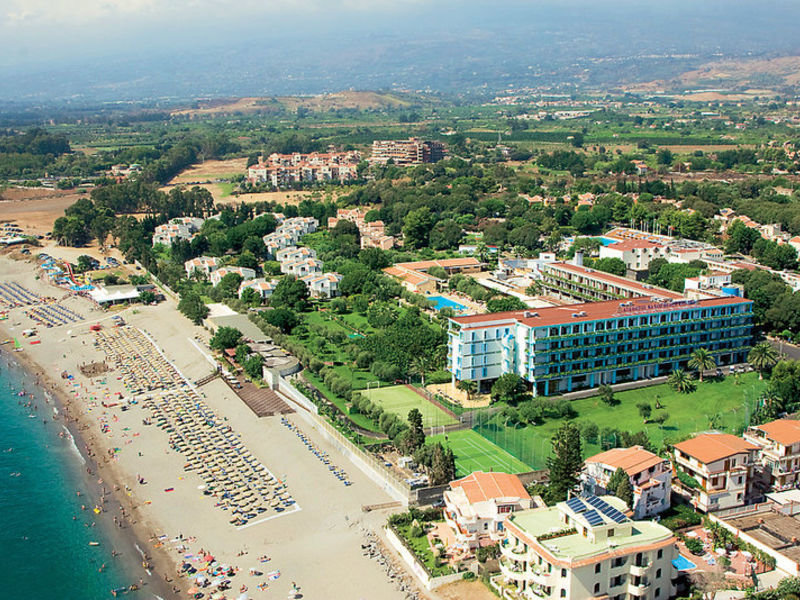 ATA Naxos Beach Res