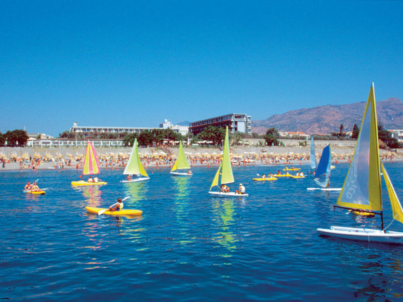 ATA Naxos Beach Res