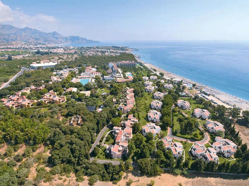 ATA Naxos Beach Vil