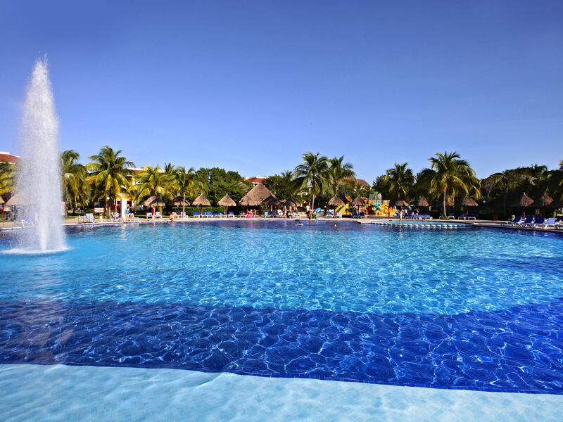 Bahia Principe Grand Coba