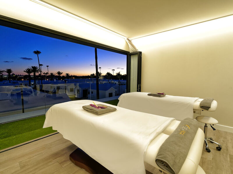 Club Maspalomas Suites &Amp; Spa