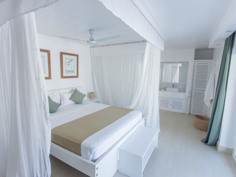 Dhow Inn Boutique Hotel