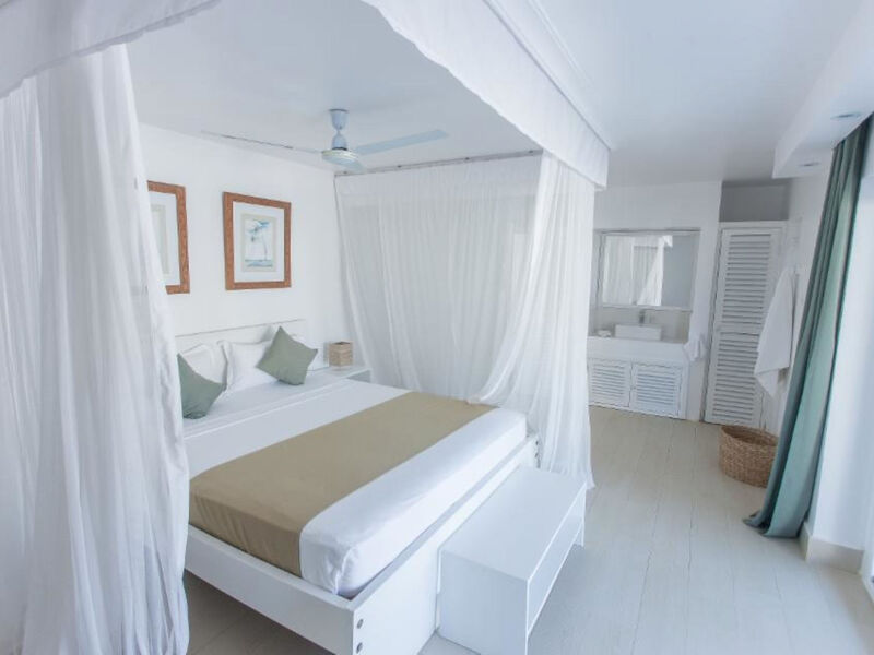 Dhow Inn Boutique Hotel