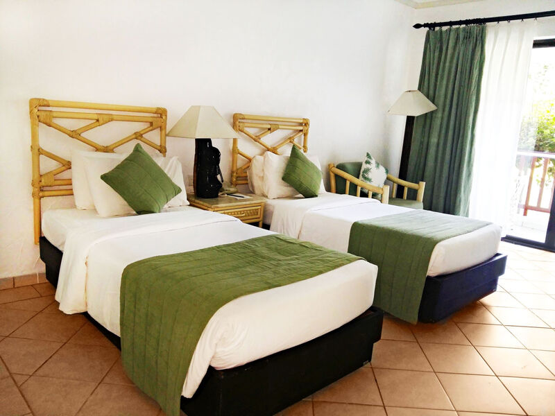 Diani Reef Beach Resort &Amp; Spa