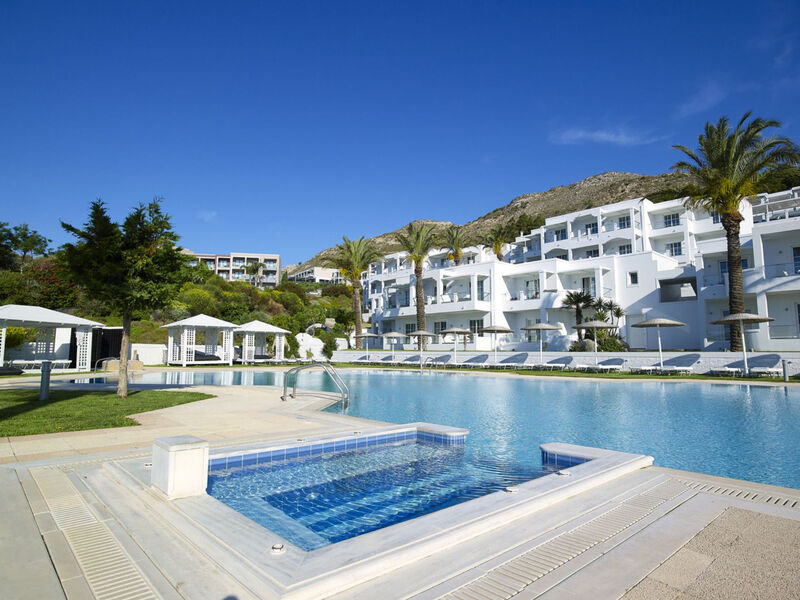 Dimitra Beach Hotel &Amp; Suites