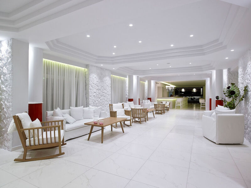 Dimitra Beach Hotel &Amp; Suites