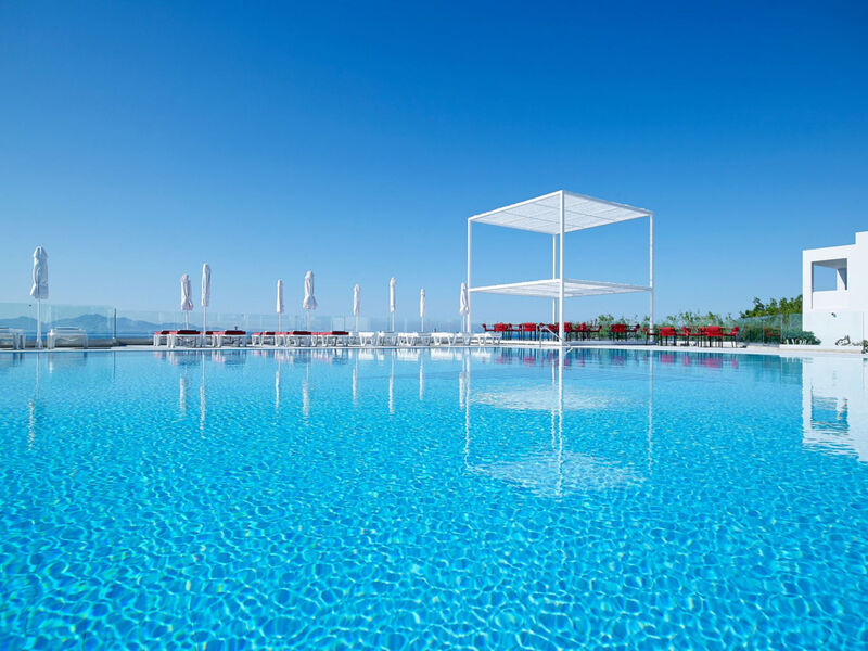 Dimitra Beach Hotel &Amp; Suites