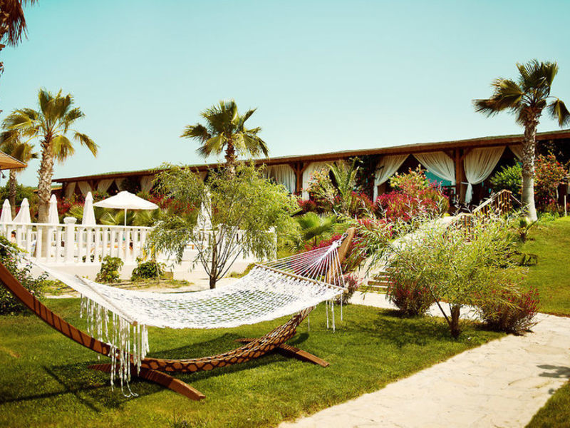 Flora Garden Beach Club