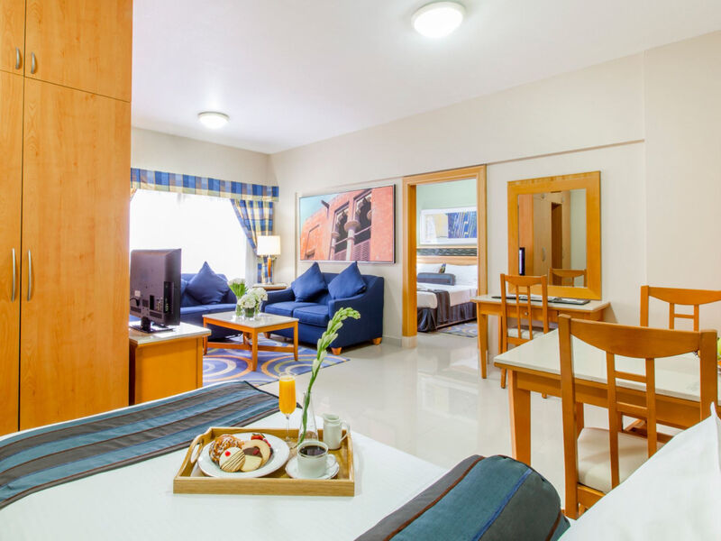 Golden Sands Hotel Apartments