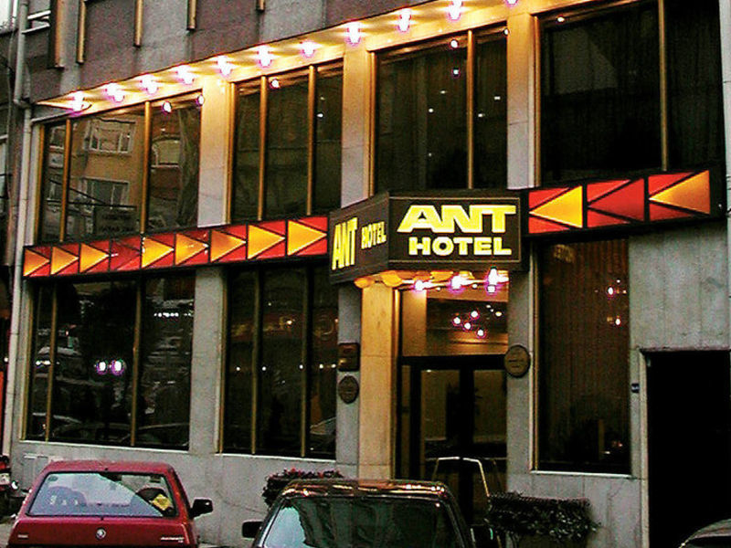 Grand Ant Hotel