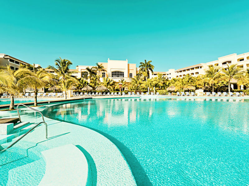 IBEROSTAR Rose Hall Beach