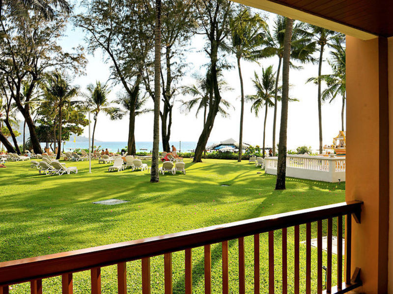 Katathani Phuket Beach Resort