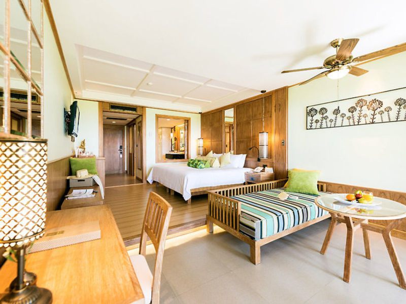 Katathani Phuket Beach Resort