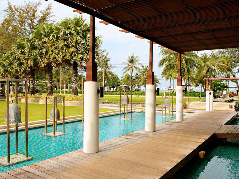 Katathani Phuket Beach Resort