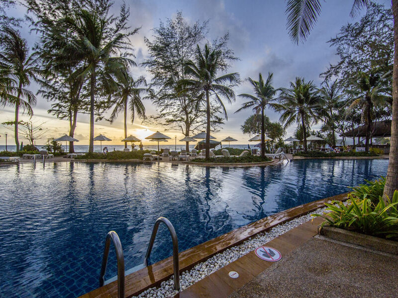 Katathani Phuket Beach Resort