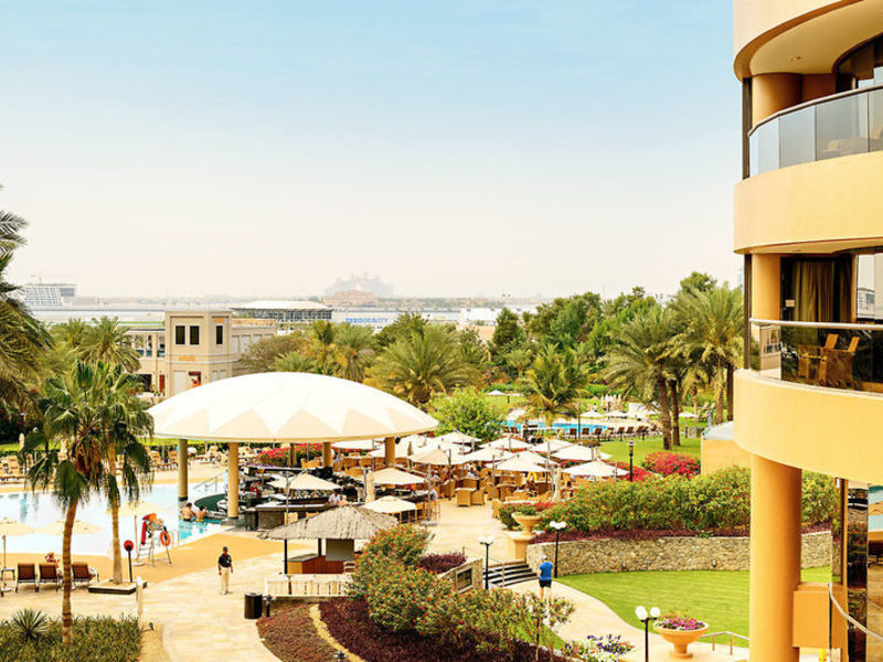 Le Royal Meridien Beach Resort