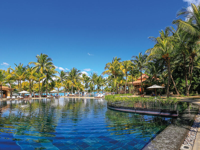 Mauricia Beachcomber Resort &Amp; Spa