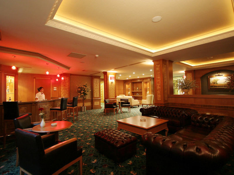 Oran Hotel