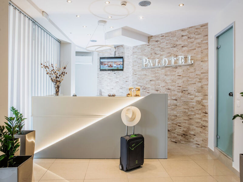 Palotel Luxury