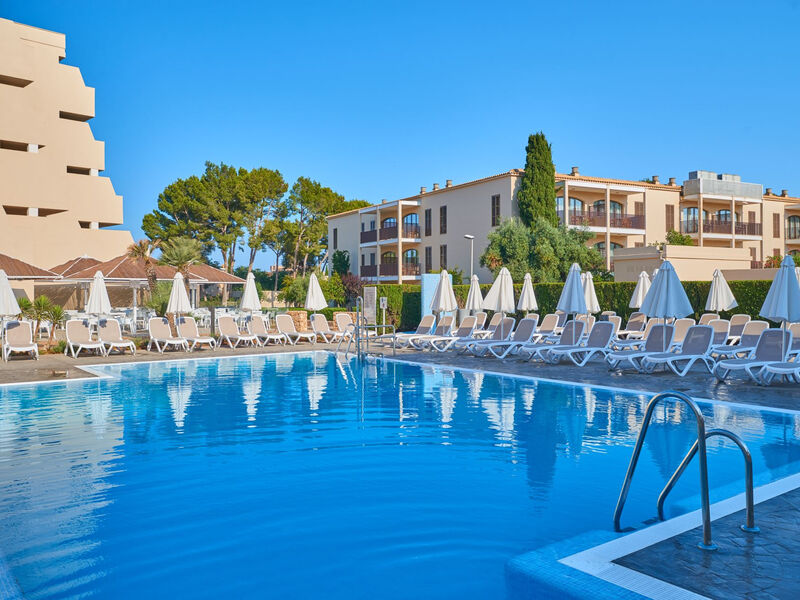 Protur Floriana Resort