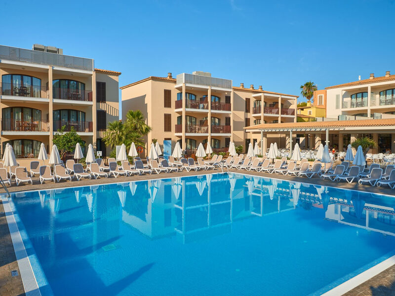 Protur Floriana Resort