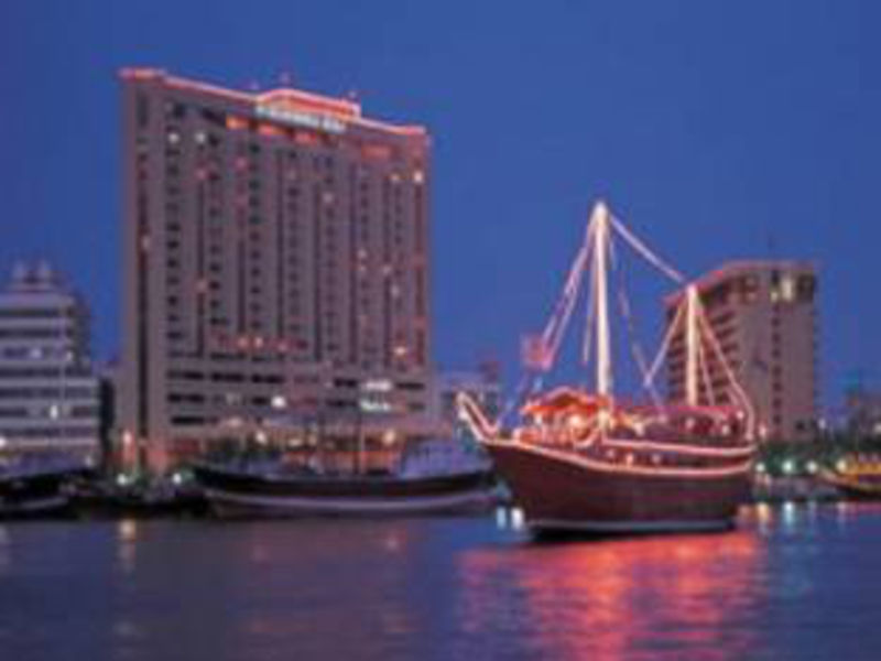 Radisson Blu Dubai Deira Creek