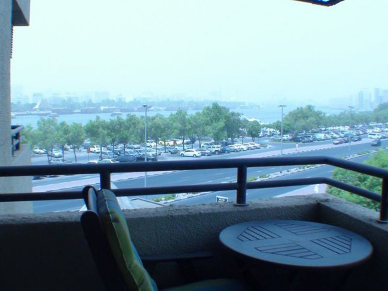 Radisson Blu Dubai Deira Creek