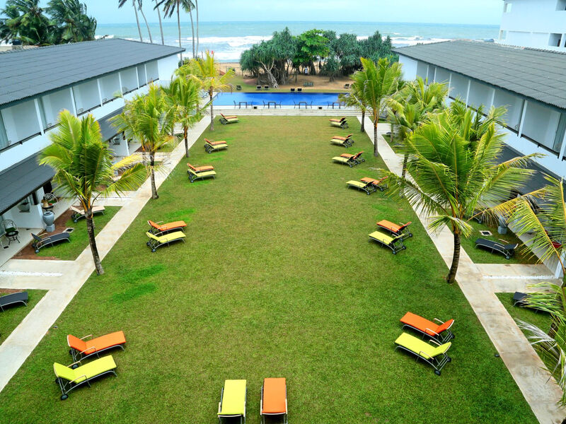 Rathna Beach Resort