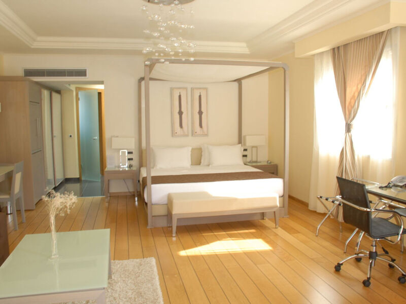 Restia Suites