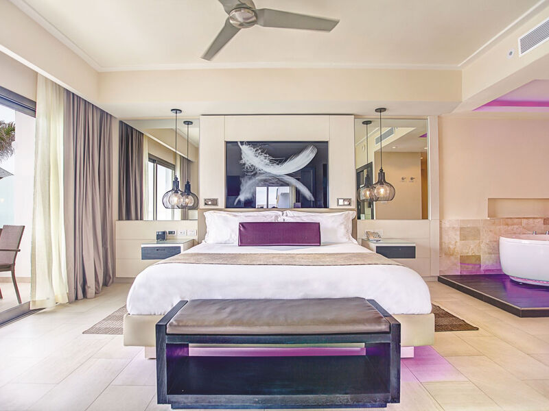 Royalton Chic Punta Cana Resort &Amp; Spa