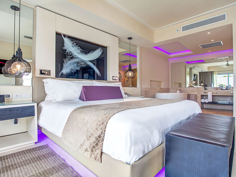 Royalton Chic Punta Cana Resort &Amp; Spa