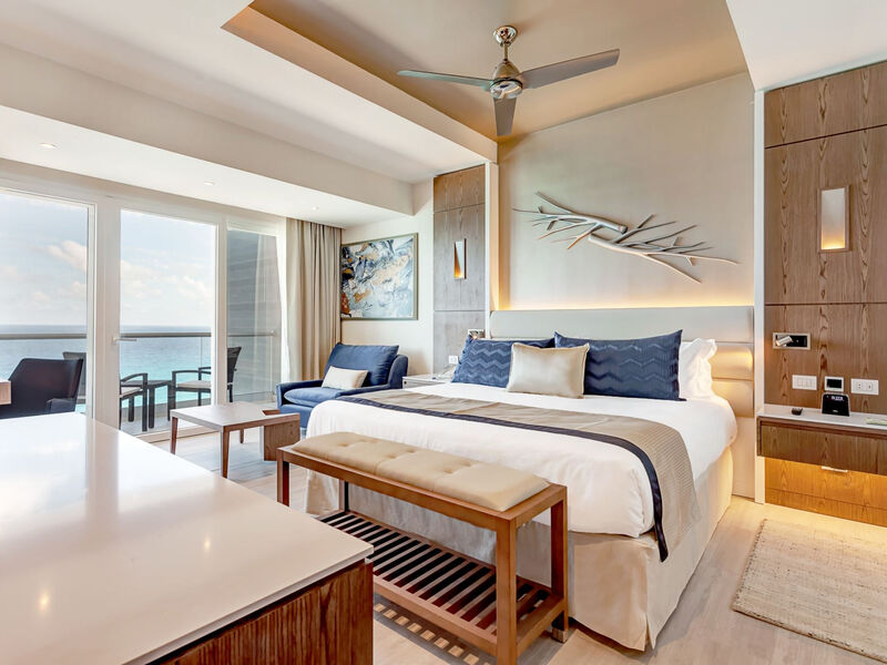 Royalton Chic Suites Cancun Resort &Amp; Spa