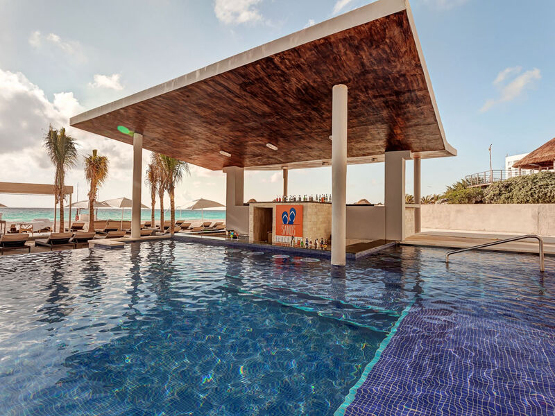 Royalton Chic Suites Cancun Resort &Amp; Spa