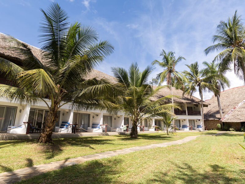 Voyager Beach Resort